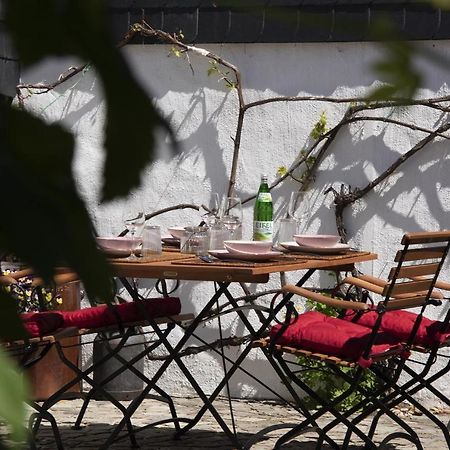 Rosige Zeiten, Ferien Im Fachwerkhaus Mechernich Bagian luar foto